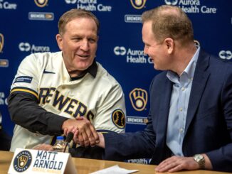 Milwaukee Brewers  General manager Matt Arnold just sign top 3 players. 2 Atlanta Braves player and 1Baltimore Orioles player—-*