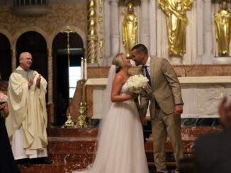 Happy Anniversary to Coach Billy Donovan as He and his wife celebrates their 35-years Of Marriage Today….