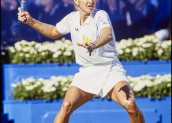 “I hated gossipping that goes on at tournaments”: When Steffi Graf made honest admission about her less-than-friendly relationship with WTA colleagues…..